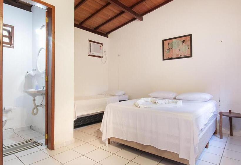 Novos Baianos Hostel E Pousada