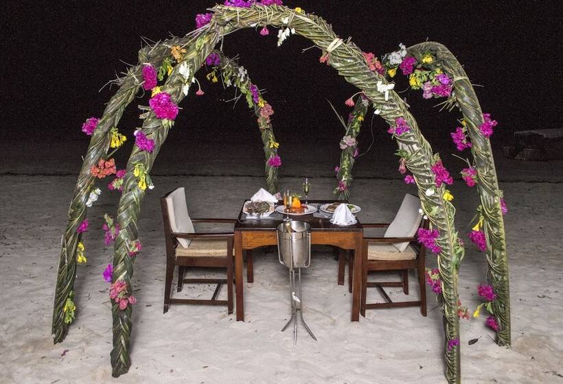 منتجع Antonio Beach Hotel And Spa