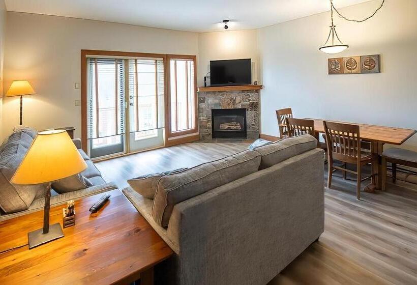 Курорт Timberline Lodges By Fernie Lodging Co