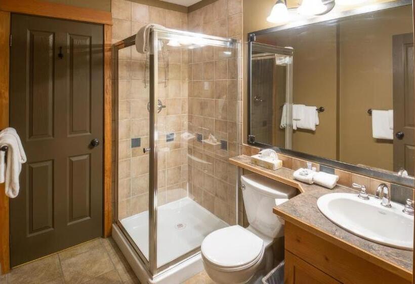 Курорт Timberline Lodges By Fernie Lodging Co