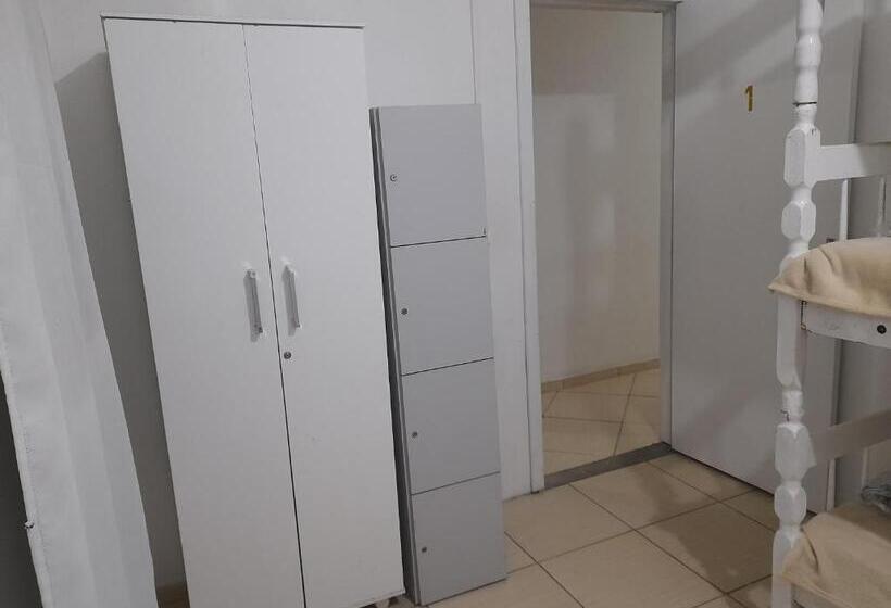 مبيت وإفطار Hostel Feel Home