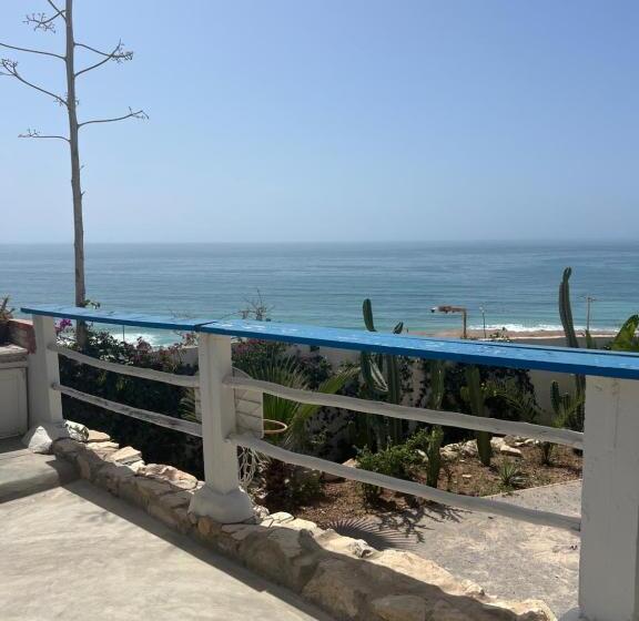 تختخواب و صبحانه Villa Jardin De L'ocean