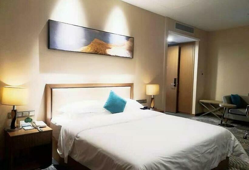 Hotel Qianhai Holiday