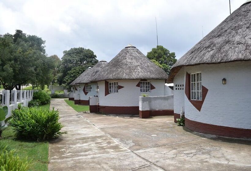 فندق صغير Graskop Family Retreat And Backpackers