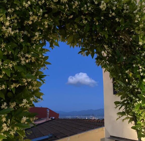 تختخواب و صبحانه L Antico Borgo