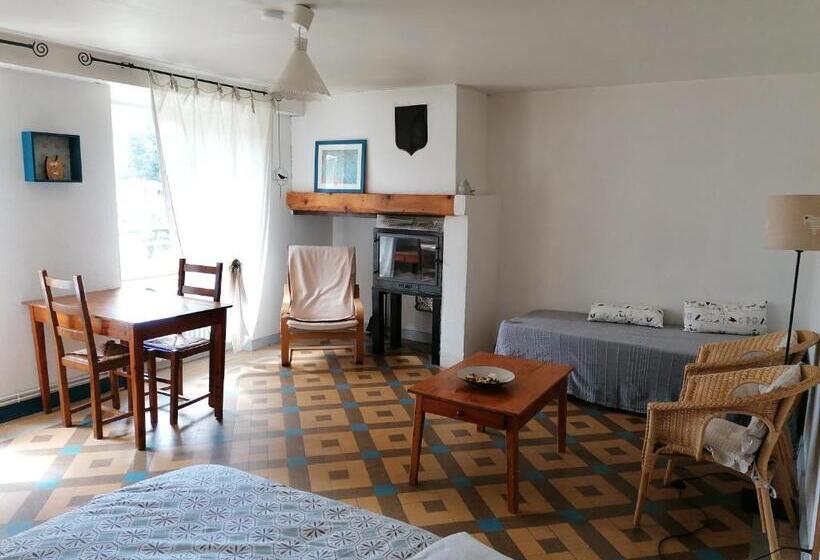 ベッドアンドブレックファースト Maison La Vigne   Gîtes Et Chambres D Hôtes