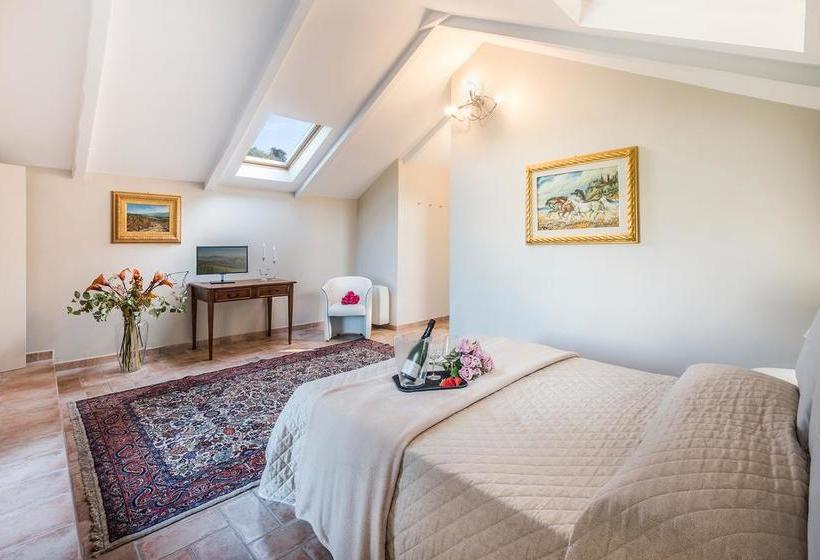 민박 Villa Gremì   Castiglione Falletto