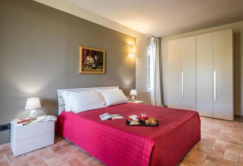 민박 Villa Gremì   Castiglione Falletto