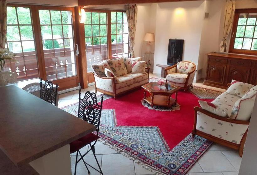 Domaine De Chalétang