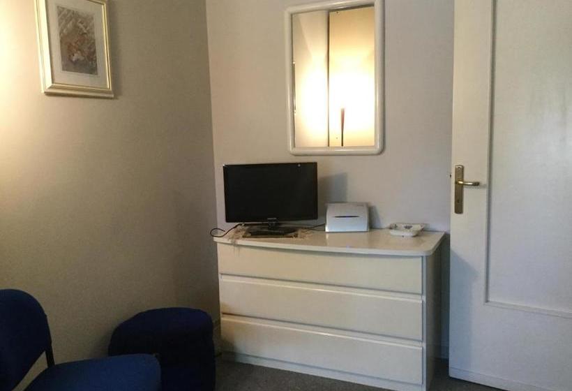 בית מלון כפרי Albergo Diana