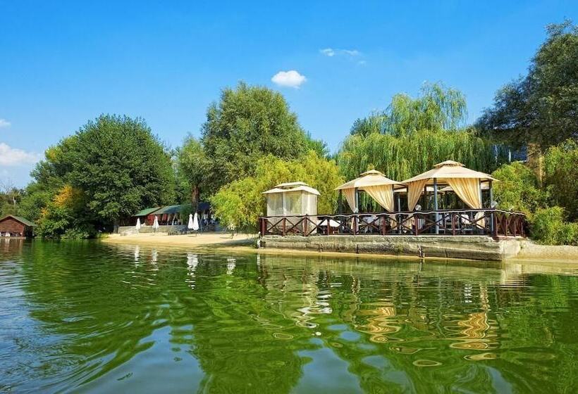 فندق Baden Baden