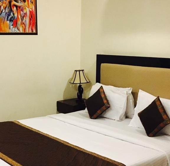 فندق Niketan Mezbaan Suites