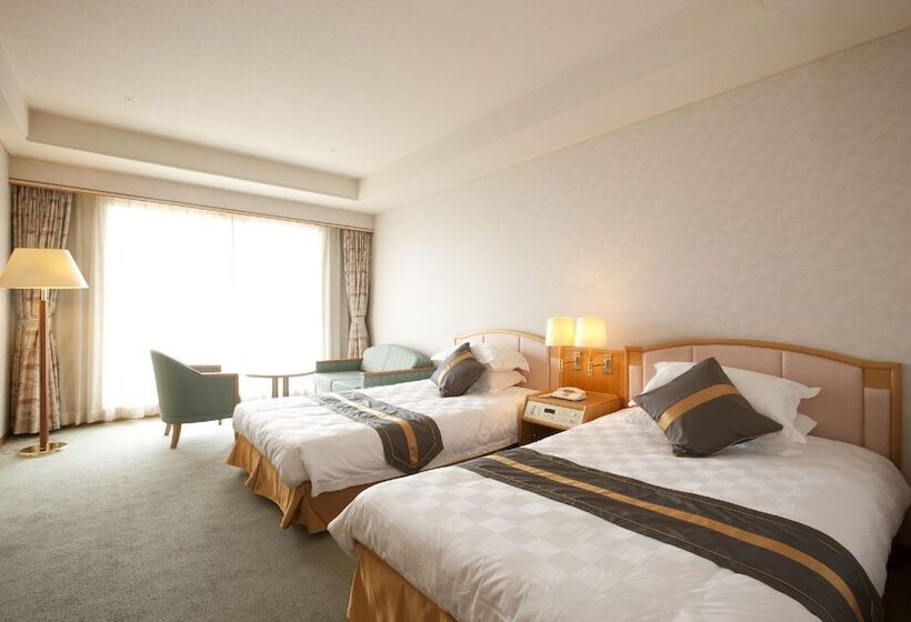 هتل Js Nichinan Resort