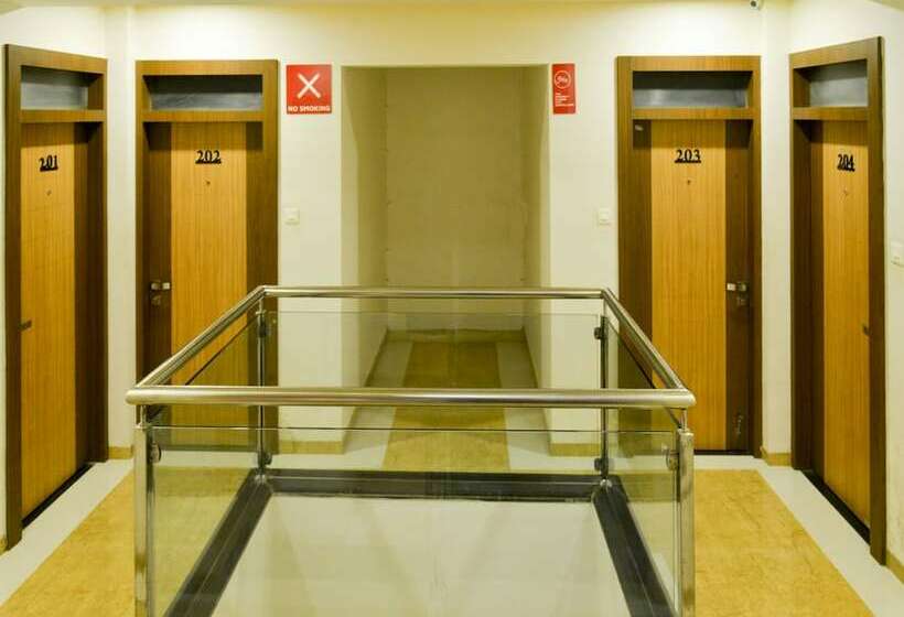 酒店 Midtown Inn