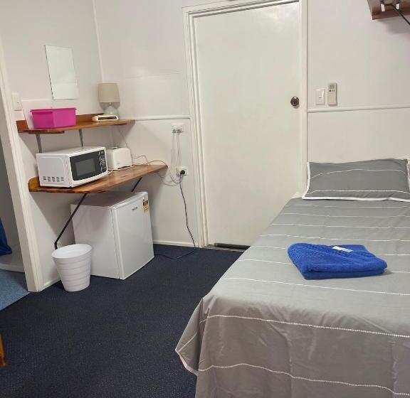 Injune Motel