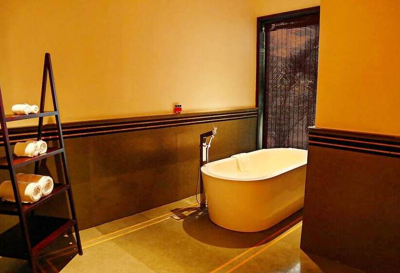 リゾートホテル Niraamaya Wellness Retreats Backwaters And Beyond Kumarakom
