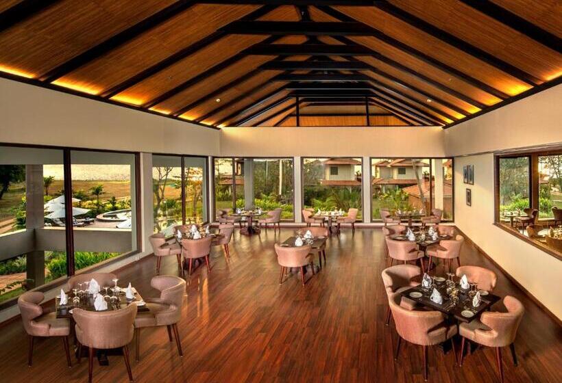 リゾートホテル Niraamaya Wellness Retreats Backwaters And Beyond Kumarakom