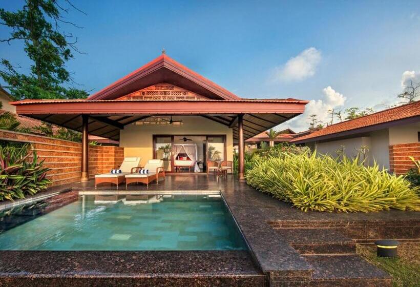 リゾートホテル Niraamaya Wellness Retreats Backwaters And Beyond Kumarakom