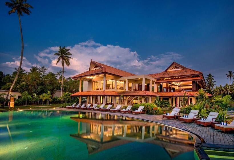 リゾートホテル Niraamaya Wellness Retreats Backwaters And Beyond Kumarakom