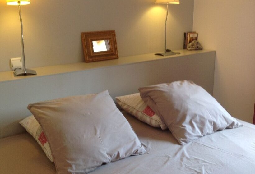 مبيت وإفطار Chambres D Hôtes De Fleurus