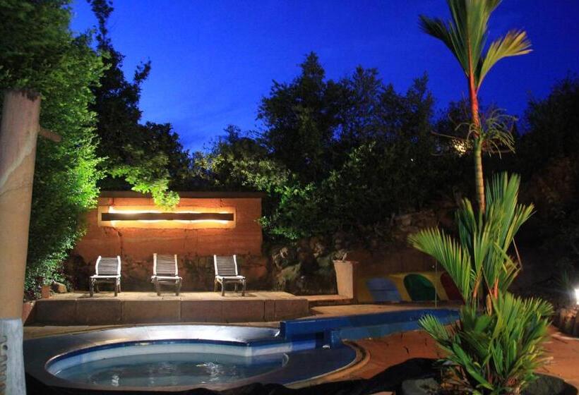 تختخواب و صبحانه El Cogollo By Mh