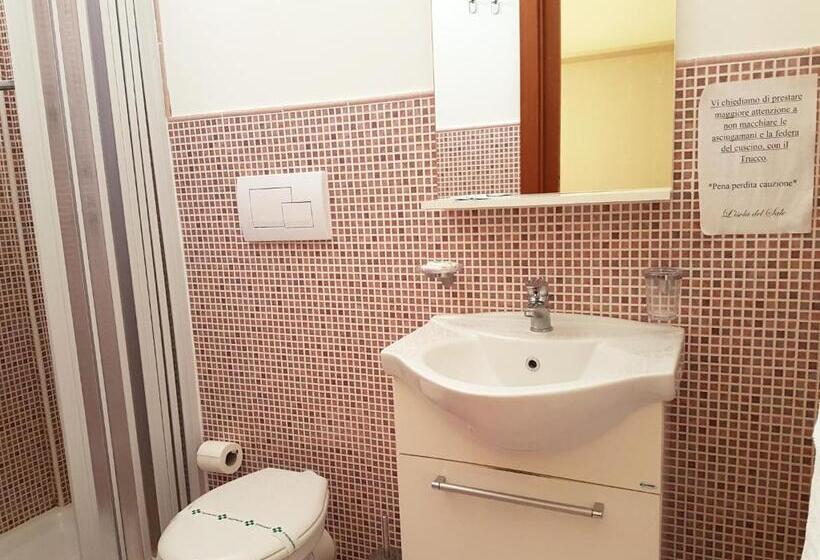 تختخواب و صبحانه L Isola Del Sale