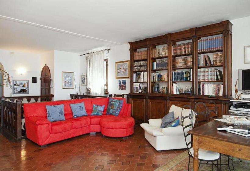 تختخواب و صبحانه Villa L Assolata