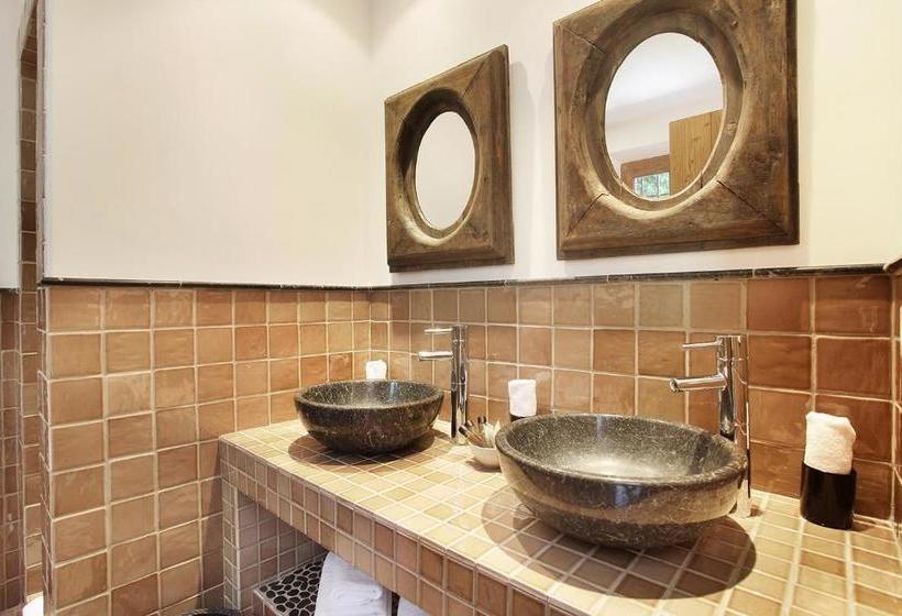 酒店 Auberge De L Oumède