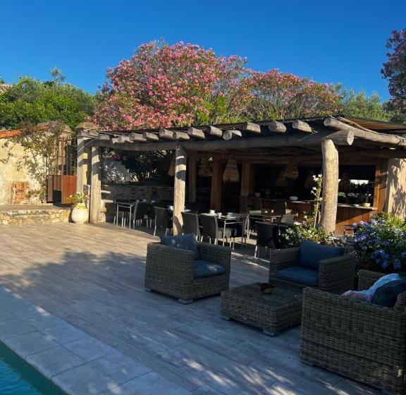 酒店 Auberge De L Oumède