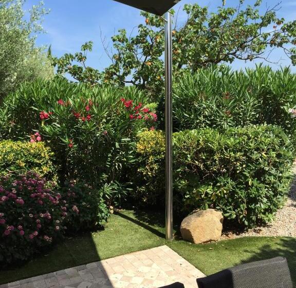 酒店 Auberge De L Oumède