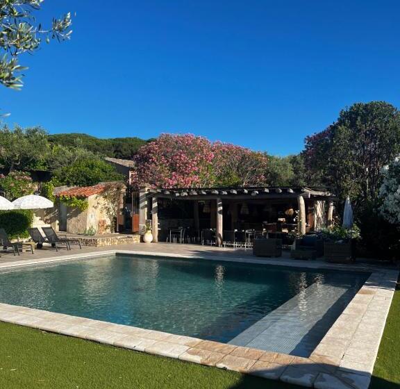 酒店 Auberge De L Oumède