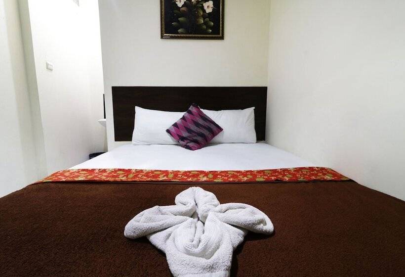 هتل Bantal Guling Pasar Baru