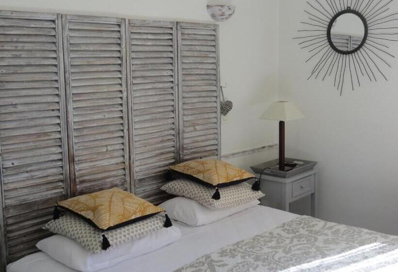 בית מלון כפרי Hôtel Les Embruns Sables D'olonne