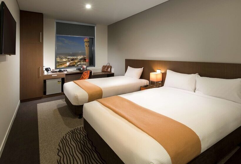 Отель Ibis Brisbane Airport