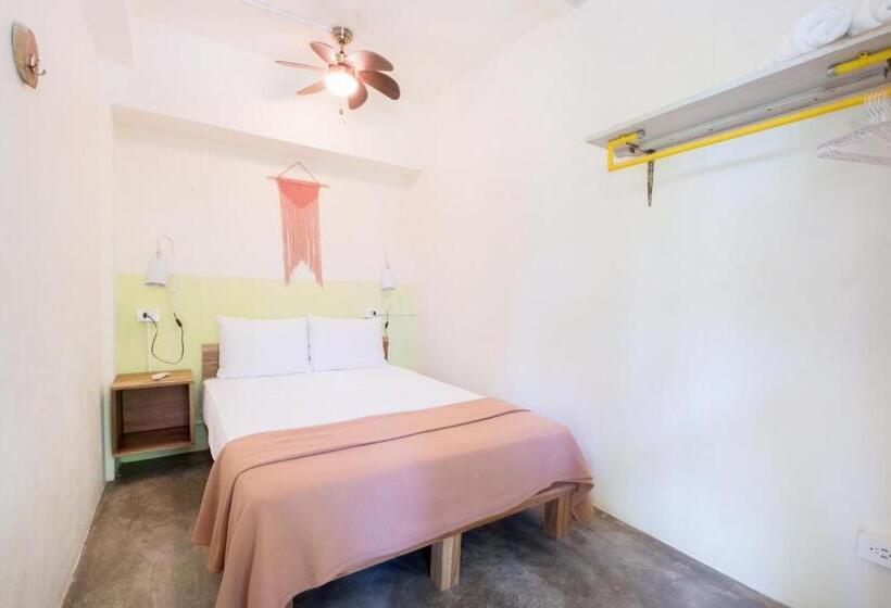 هتل Selina Manuel Antonio   Hostel
