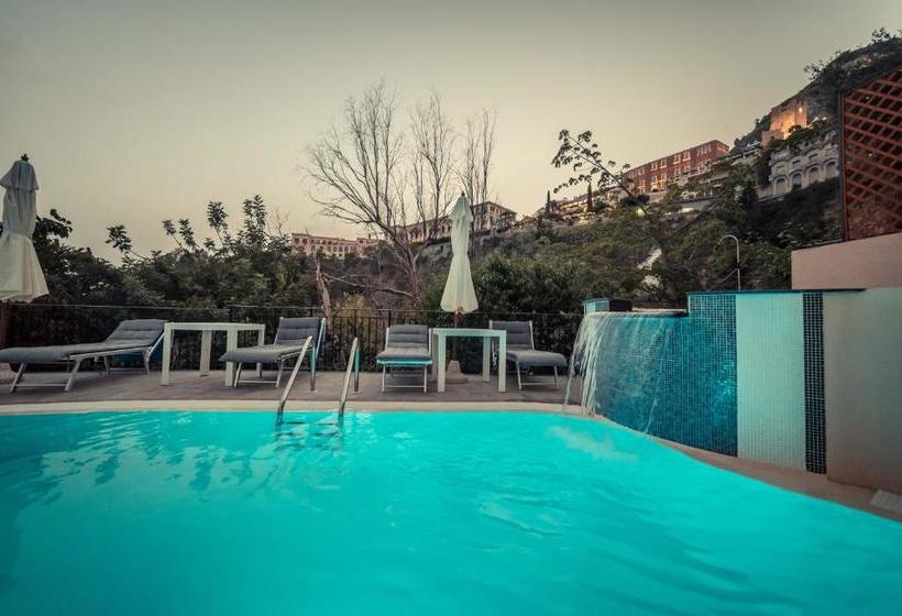 هتل Meridiana  Taormina