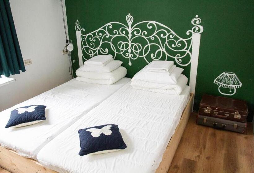 تختخواب و صبحانه Amber Private Rooms