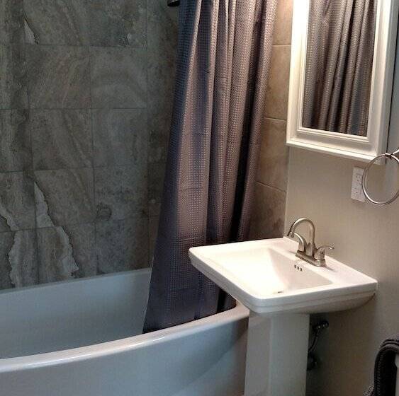 مبيت وإفطار Friday Harbor Grand