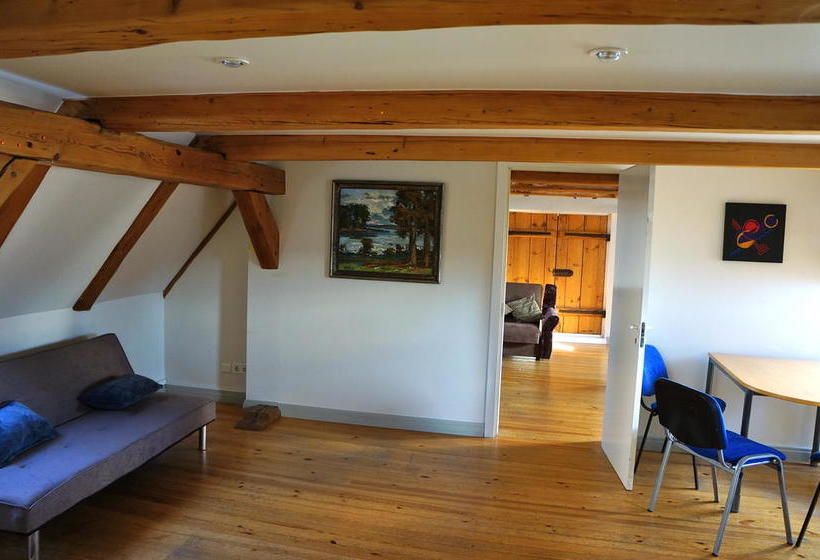 Doma Hostel