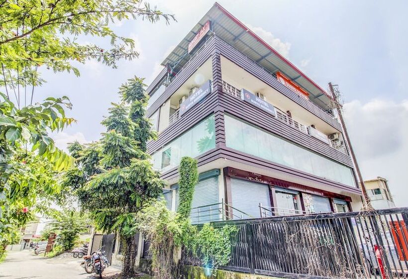 בית מלון כפרי Treebo Trend Surya Residency