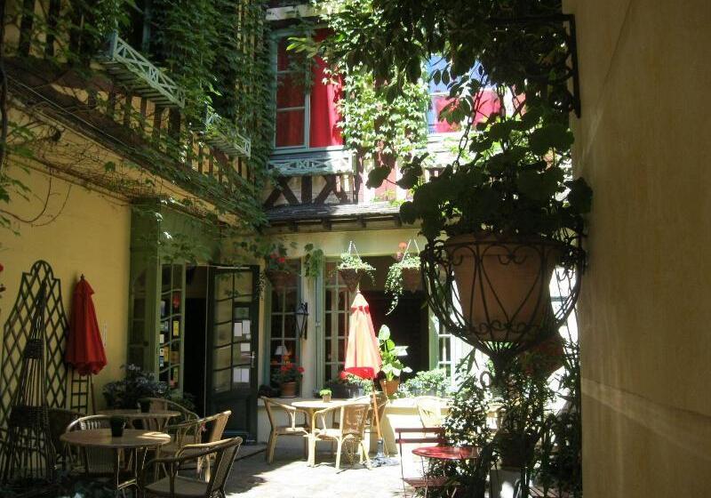 هتل Le Vieux Carre