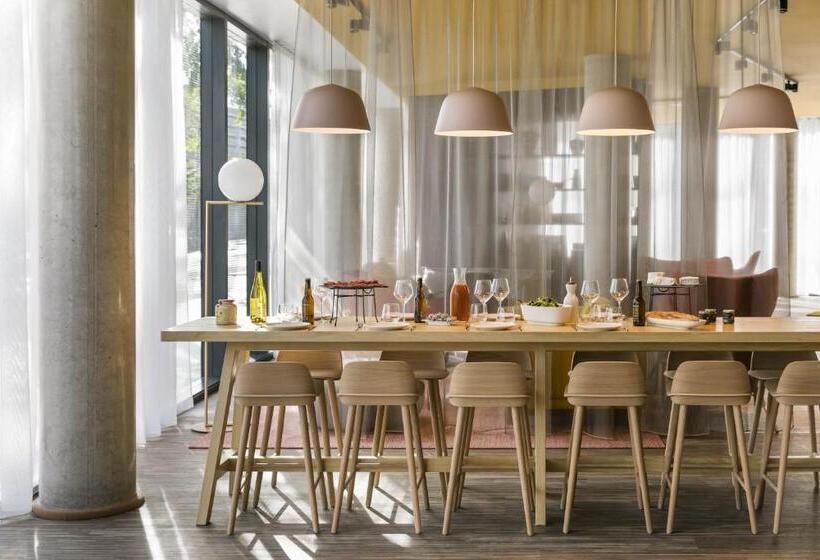 Okko Hotels Paris Porte De Versailles