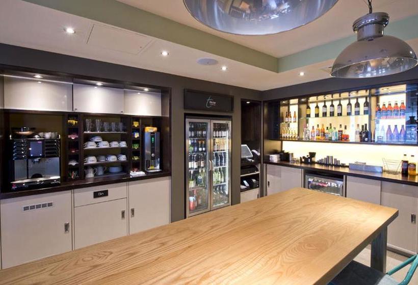 Fotos del hotel Premier Inn London Clapham:  28