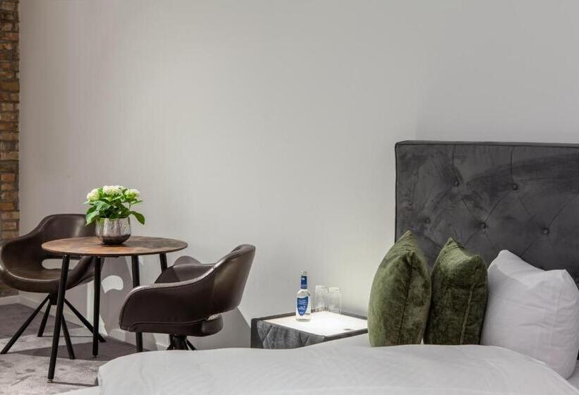 בית מלון כפרי Zur Linde Dein Self Check In