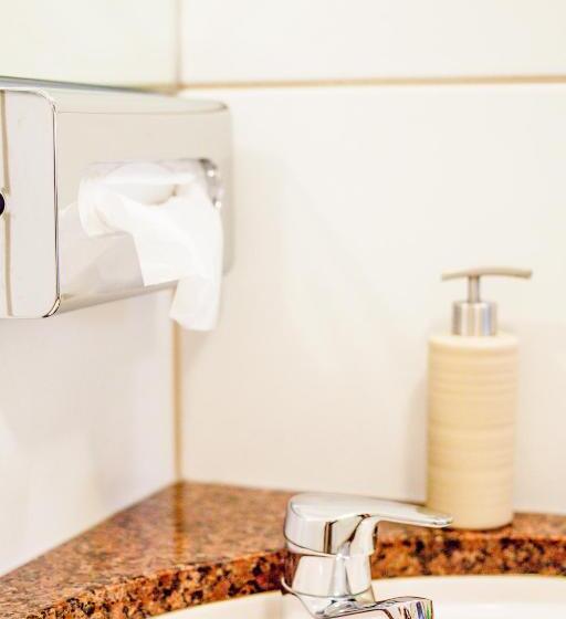 בית מלון כפרי Zur Linde Dein Self Check In