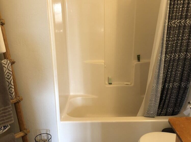 민박 Fort Davis Drug Store