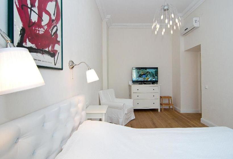 ホテル Apartments Minsk