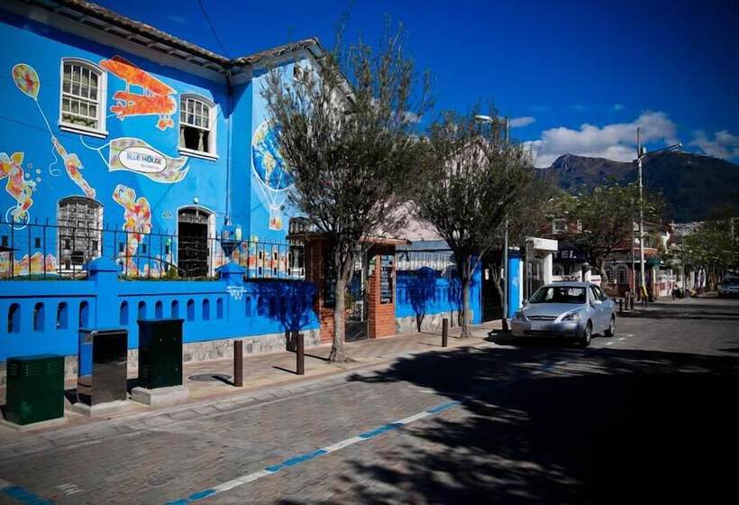 هتل Blue House Youth Hostel