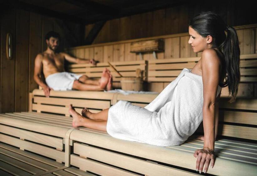 Отель Dolasilla Mountain Panoramic Wellness