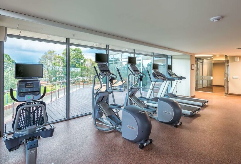 هتل Hilton Garden Inn Bogota Airport